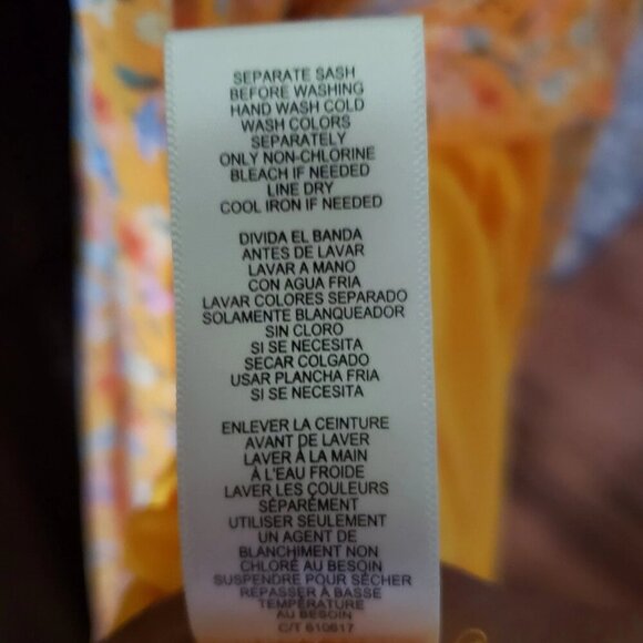 Maison Tara Short Sleeve Cold Shoulder Crepe Ditsy Floral Maxi Dress Sz 18 - Picture 7 of 7